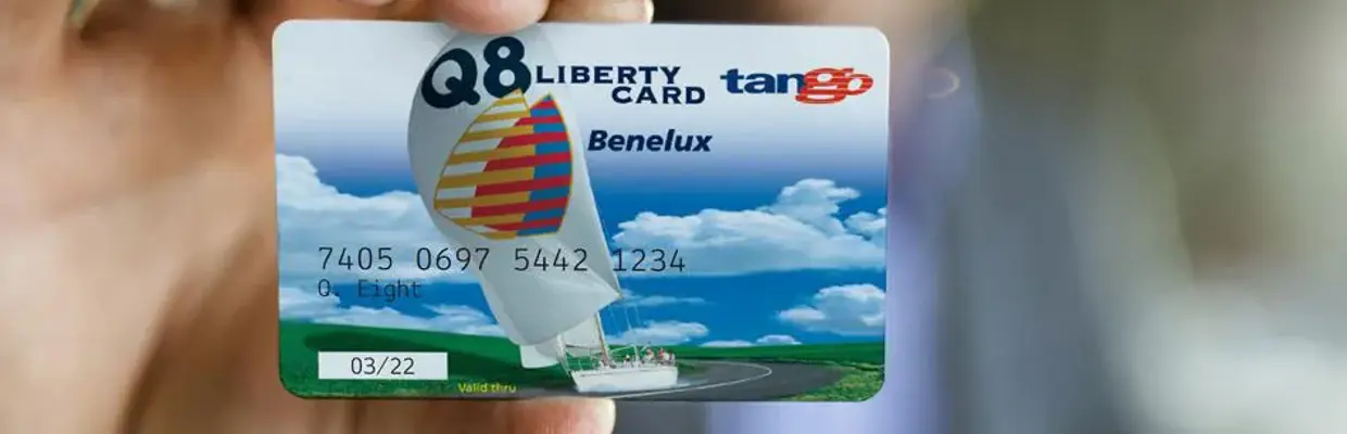 Q8 Tango Liberty Card In Hand